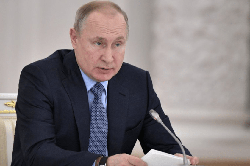 Primer ministro ruso renuncia ante intentos de Putin por extender mandato
