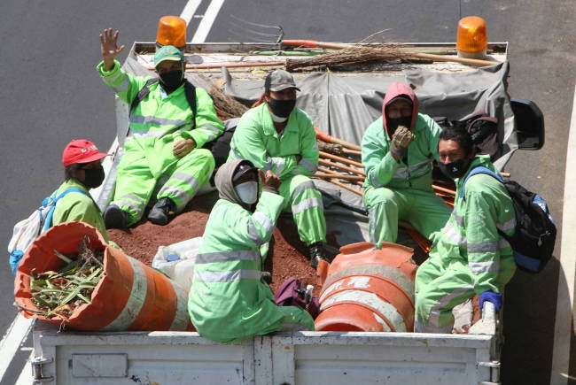 trabajadores limpia